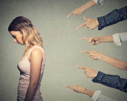 Juger – Critiquer
